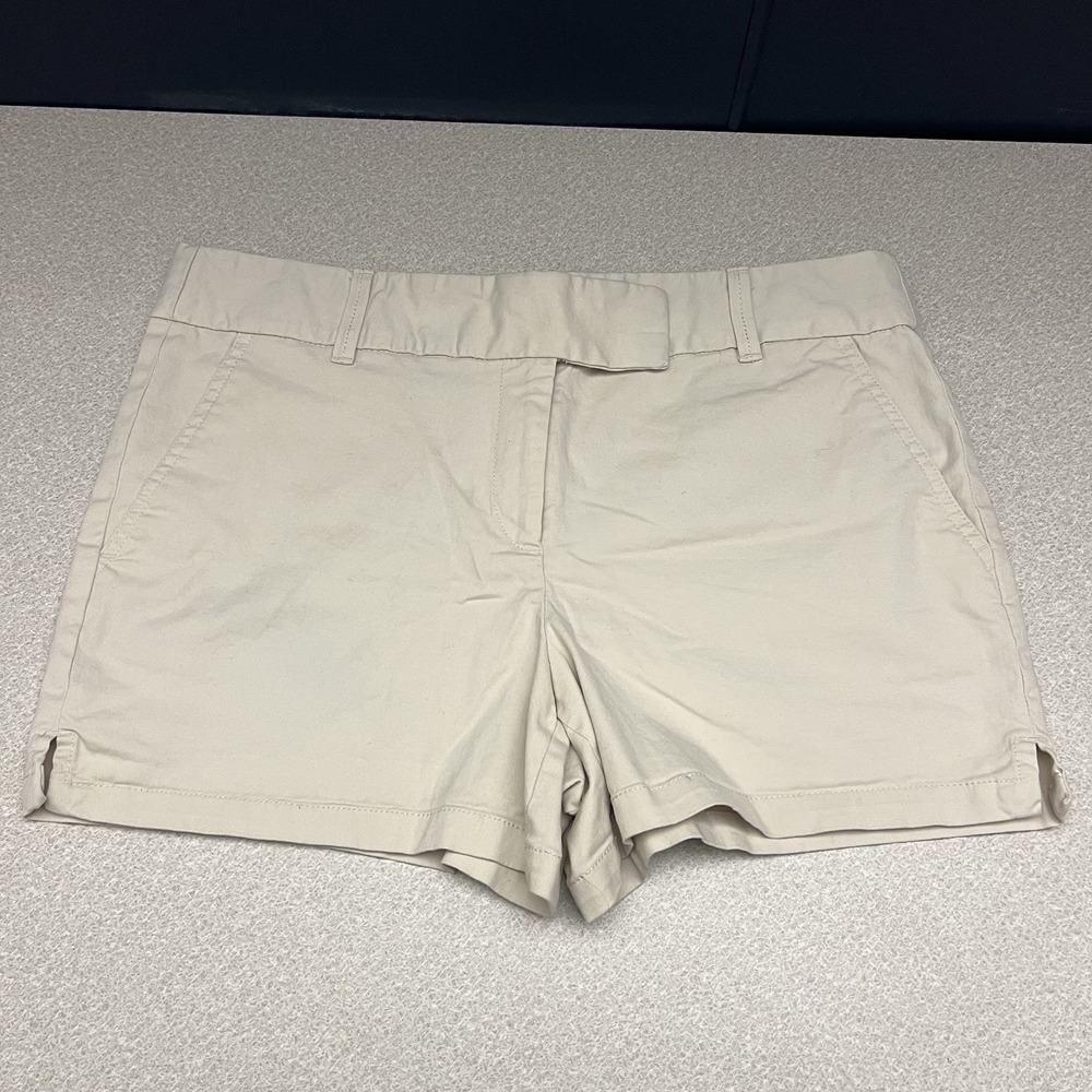 Ann Taylor LOFT Womens Off-White Chino Shorts Flat Front Sizeโ 10 Khakis